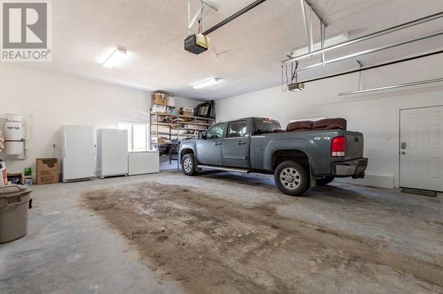 13, - 101022 Range Road 22 4, House detached with 7 bedrooms, 4 bathrooms and null parking in Lethbridge County AB | Image 34