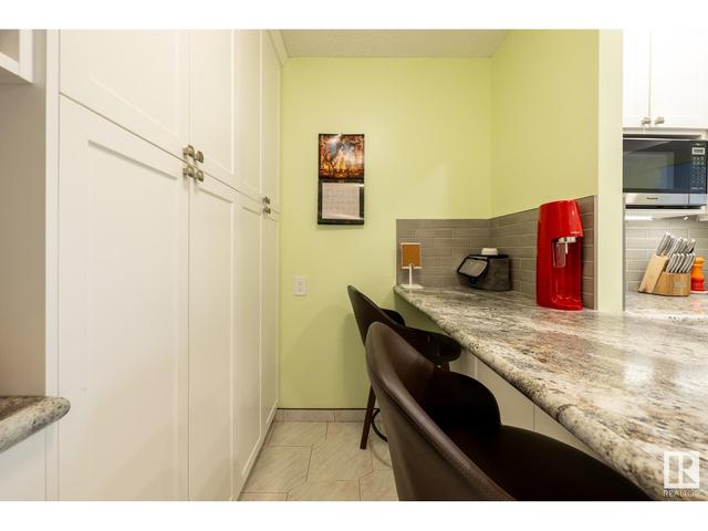 202 - 9921 104 St Nw, Condo with 2 bedrooms, 1 bathrooms and 1 parking in Edmonton AB | Image 8