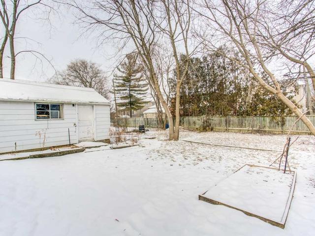186 Finch Ave E, House detached with 3 bedrooms, 2 bathrooms and 5 parking in Toronto ON | Image 20