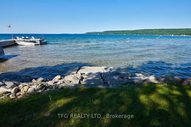 45 West Shore Dr, House detached with 3 bedrooms, 1 bathrooms and 5 parking in Tiny ON | Image 24