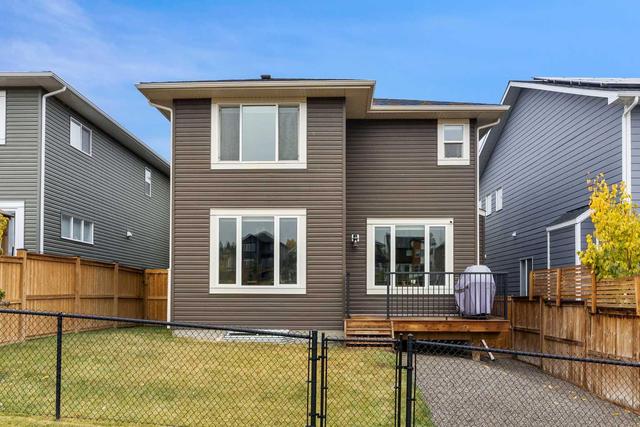 84 Crestbrook Way Sw, House detached with 4 bedrooms, 2 bathrooms and 4 parking in Calgary AB | Image 41