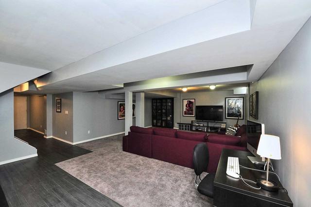 7 Hendel Dr, House detached with 4 bedrooms, 4 bathrooms and 6 parking in Vaughan ON | Image 26