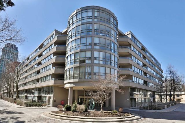404 - 19 Lower Village Gate, Condo with 2 bedrooms, 2 bathrooms and 1 parking in Toronto ON | Image 11