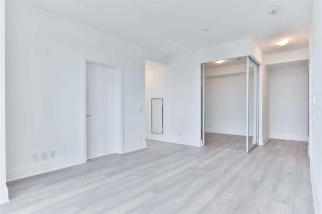 1008 - 120 Parliament St, Condo with 3 bedrooms, 2 bathrooms and 1 parking in Toronto ON | Image 7