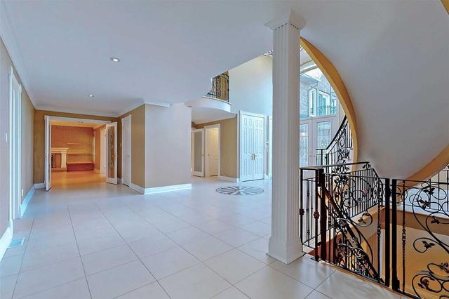 775 Woodland Acres Cres, House detached with 7 bedrooms, 10 bathrooms and 15 parking in Vaughan ON | Image 7