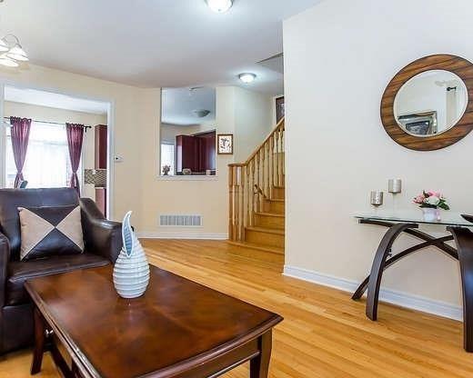 24 Accent Circ, House semidetached with 3 bedrooms, 3 bathrooms and 2 parking in Brampton ON | Image 3