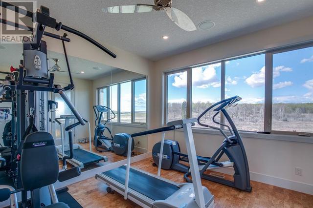 Upper gym with views | Image 30