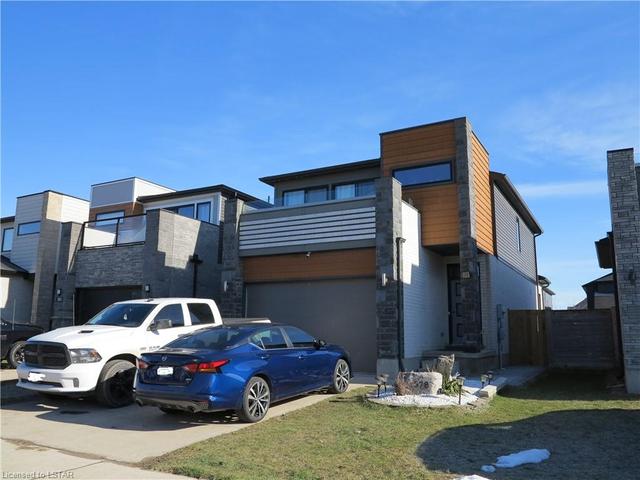 578 Freeport Street, House detached with 3 bedrooms, 2 bathrooms and 3 parking in London ON | Image 1