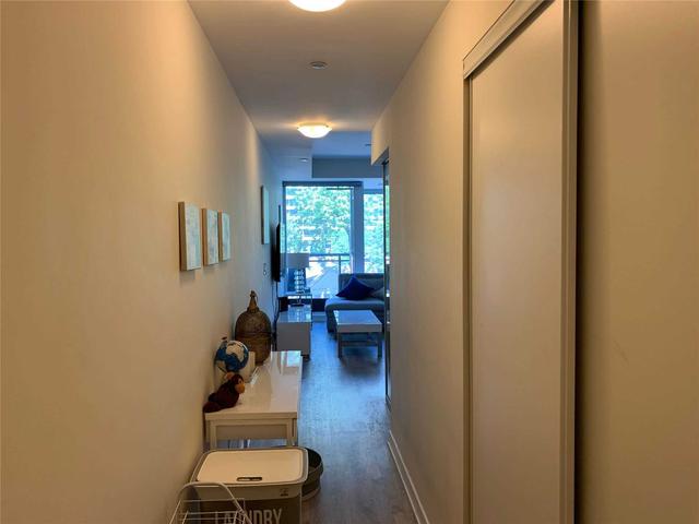 404 - 17 Dundonald St, Condo with 1 bedrooms, 1 bathrooms and 0 parking in Toronto ON | Image 1