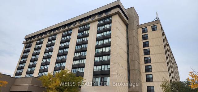 402 - 2737 Keele St, Condo with 2 bedrooms, 2 bathrooms and 1 parking in Toronto ON | Image 1