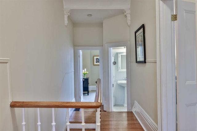 22 Lakeview Ave, House semidetached with 3 bedrooms, 2 bathrooms and 3 parking in Toronto ON | Image 21