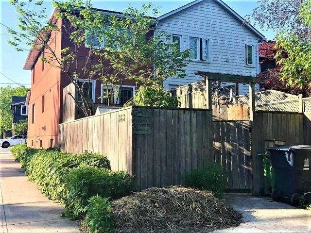 363 Mount Pleasant Rd, House semidetached with 2 bedrooms, 2 bathrooms and 1 parking in Toronto ON | Image 16