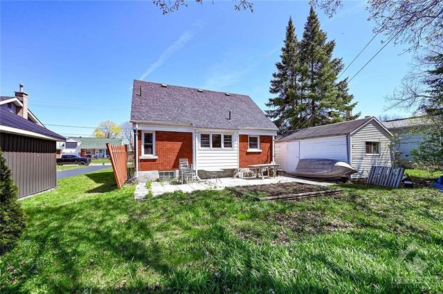 32 Catherine Street, House detached with 3 bedrooms, 1 bathrooms and 3 parking in Smiths Falls ON | Image 29