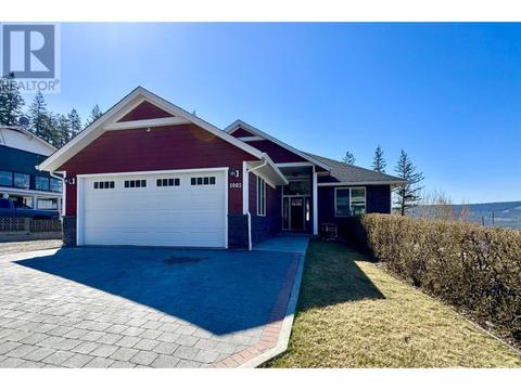 1005 Toop Road, House detached with 4 bedrooms, 3 bathrooms and null parking in Williams Lake BC | Card Image