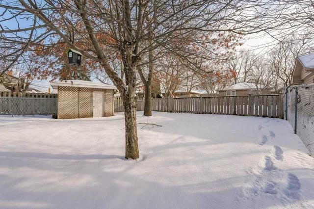 2045 Old Mill Rd, House detached with 5 bedrooms, 3 bathrooms and 4 parking in Kitchener ON | Image 18