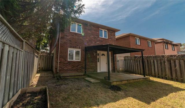 52 Geddes Cres, House detached with 2 bedrooms, 2 bathrooms and 3 parking in Barrie ON | Image 32