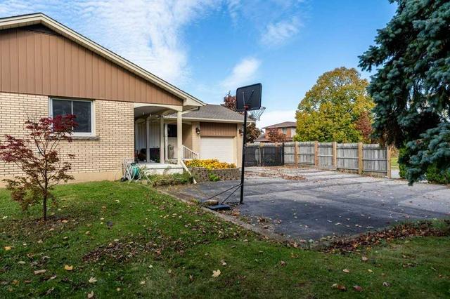 7965 Thorold Stone Rd, House detached with 3 bedrooms, 2 bathrooms and 7 parking in Niagara Falls ON | Image 22