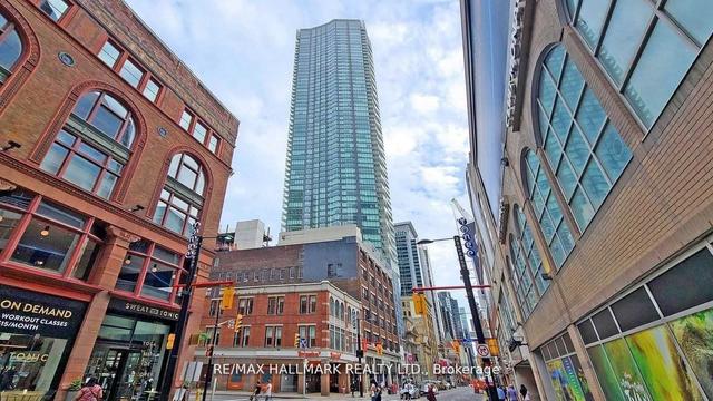 3114 - 197 Yonge St, Condo with 1 bedrooms, 1 bathrooms and 0 parking in Toronto ON | Image 1