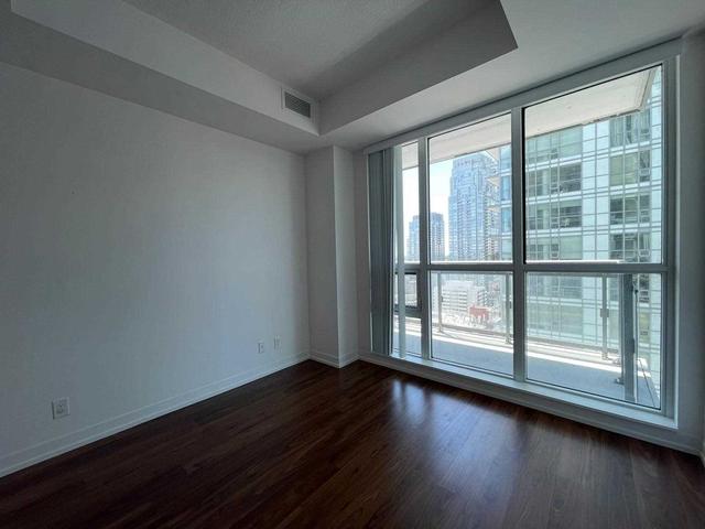 2220 - 98 Lillian St, Condo with 2 bedrooms, 2 bathrooms and 1 parking in Toronto ON | Image 11