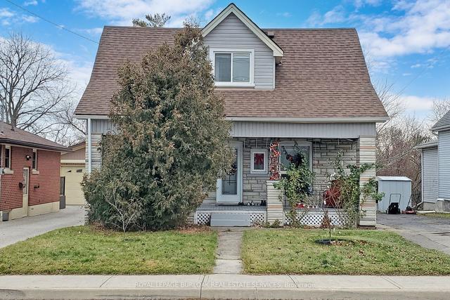 617 Rosseau Rd, House detached with 2 bedrooms, 3 bathrooms and 3 parking in Hamilton ON | Image 1