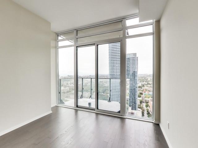 Lph3407 - 75 St Nicholas St, Condo with 2 bedrooms, 2 bathrooms and 1 parking in Toronto ON | Image 7