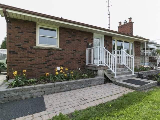 62 Lake Ave N, House detached with 2 bedrooms, 2 bathrooms and 8 parking in Hamilton ON | Image 2