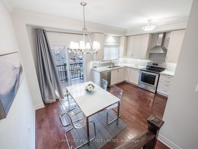 2675a Bathurst St, House attached with 4 bedrooms, 3 bathrooms and 1 parking in Toronto ON | Image 2