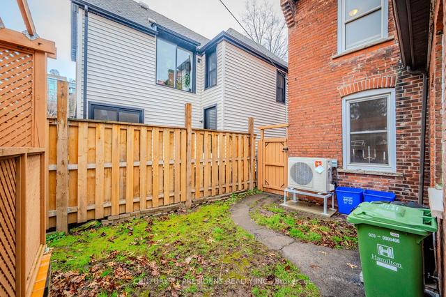 145 Erie Ave, House semidetached with 3 bedrooms, 1 bathrooms and 1 parking in Hamilton ON | Image 26