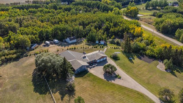 51 Aspen Crescent, House detached with 4 bedrooms, 3 bathrooms and null parking in Vermilion River County AB | Image 44