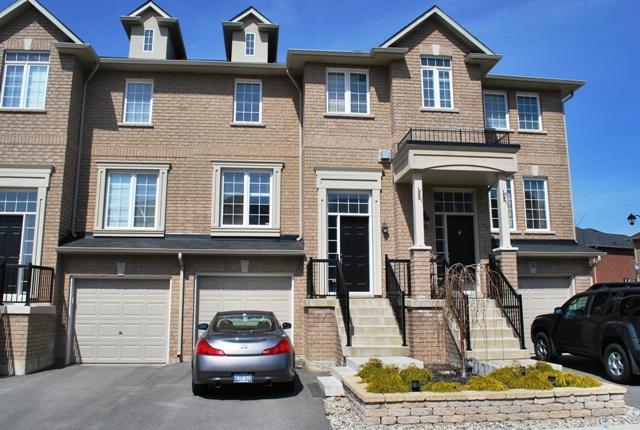 74 - 2280 Baronwood Dr, House attached with 3 bedrooms, 0 bathrooms and null parking in Oakville ON | Image 1