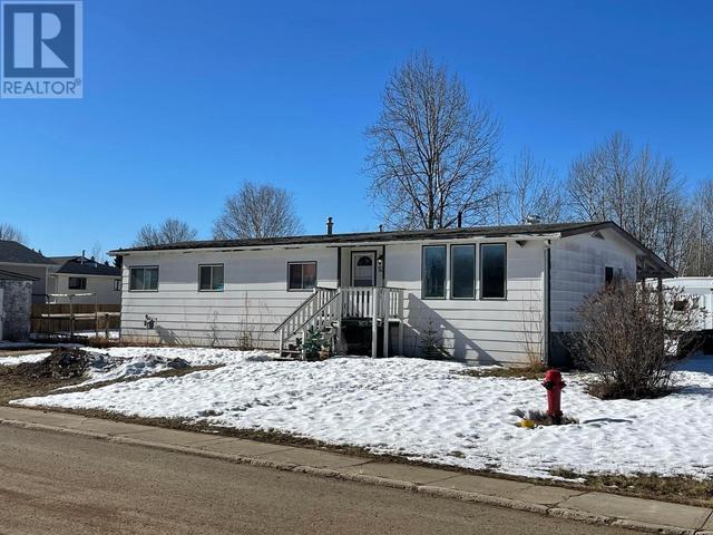 5368 41 Street, House other with 3 bedrooms, 2 bathrooms and null parking in Northern Rockies BC | Image 1