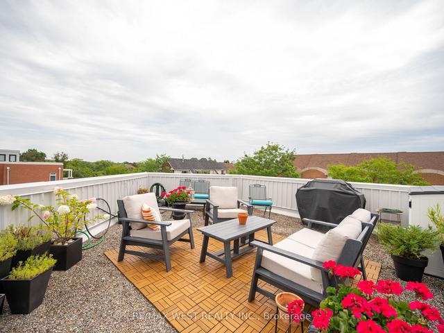 e - 43 Chester St S, Townhouse with 2 bedrooms, 2 bathrooms and 1 parking in Oakville ON | Image 32