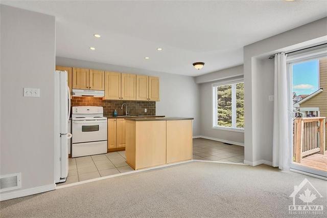 143 Freeport Drive, Townhouse with 3 bedrooms, 3 bathrooms and 2 parking in Ottawa ON | Image 5