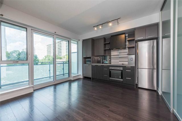 903 - 1830 Bloor St W, Condo with 1 bedrooms, 1 bathrooms and 1 parking in Toronto ON | Image 3
