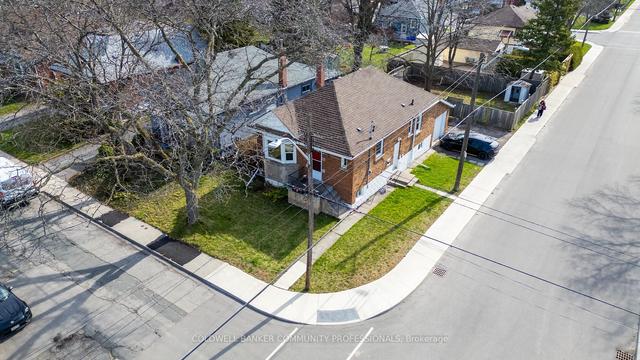 17 West 3rd St, House detached with 4 bedrooms, 2 bathrooms and 3 parking in Hamilton ON | Image 26