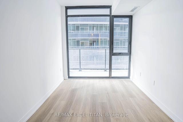 718 - 1 Jarvis St, Condo with 2 bedrooms, 2 bathrooms and 1 parking in Hamilton ON | Image 11