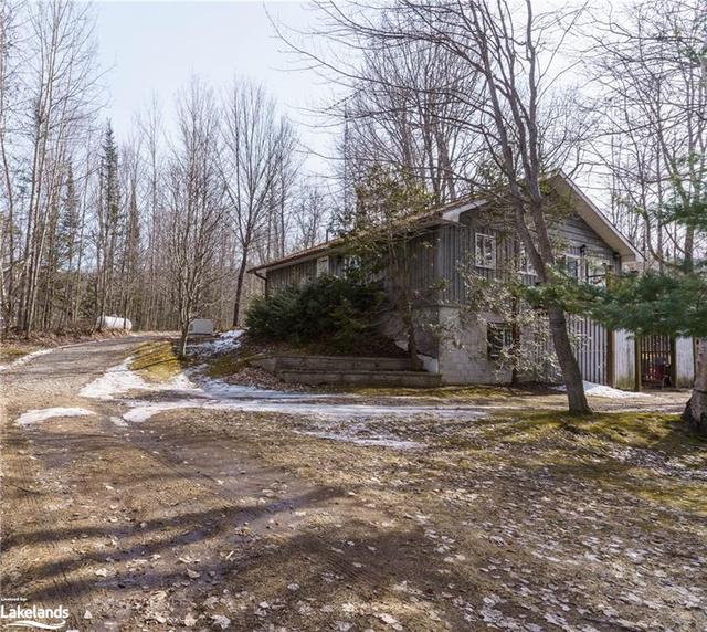 4011 Kawagama Lake Road, House detached with 3 bedrooms, 1 bathrooms and 6 parking in Algonquin Highlands ON | Image 7