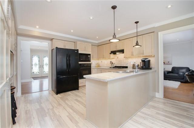 23 Remion Cres, House detached with 4 bedrooms, 4 bathrooms and 5 parking in Uxbridge ON | Image 8