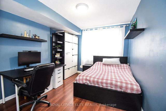203 - 4 Elsinore Path, Condo with 2 bedrooms, 1 bathrooms and 1 parking in Toronto ON | Image 10