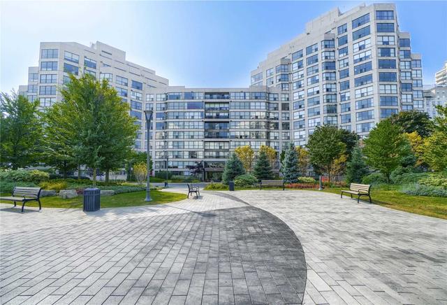 307 - 2267 Lake Shore Blvd W, Condo with 1 bedrooms, 1 bathrooms and 2 parking in Toronto ON | Image 1