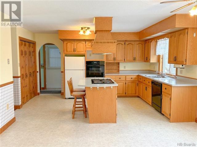 983 - 565 Route, House detached with 2 bedrooms, 2 bathrooms and null parking in Kent NB | Image 5