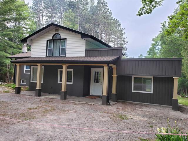290 Concession 8 Rd, House detached with 2 bedrooms, 2 bathrooms and 4 parking in Havelock Belmont Methuen ON | Image 1