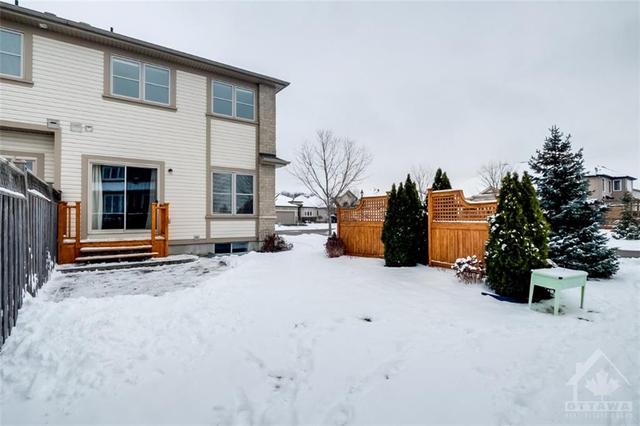 68 Hackberry Trail, Townhouse with 3 bedrooms, 3 bathrooms and 2 parking in Carleton Place ON | Image 28