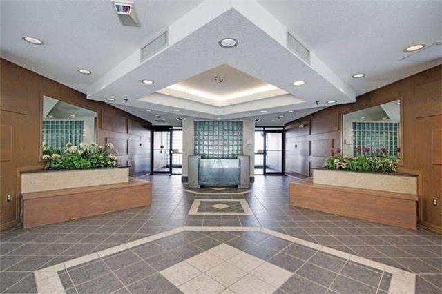 406 - 5800 Sheppard Ave E, Condo with 1 bedrooms, 1 bathrooms and 1 parking in Toronto ON | Image 2