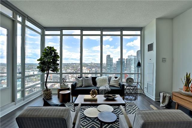 Sph05 - 397 Front St W, Condo with 2 bedrooms, 2 bathrooms and 1 parking in Toronto ON | Image 2