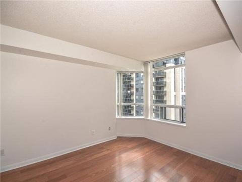 2201 - 153 Beecroft Rd, Condo with 2 bedrooms, 2 bathrooms and 1 parking in Toronto ON | Image 12