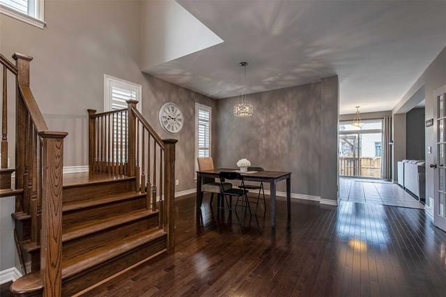 1102 Woodhaven Dr, House detached with 4 bedrooms, 4 bathrooms and 4 parking in Kingston ON | Image 2