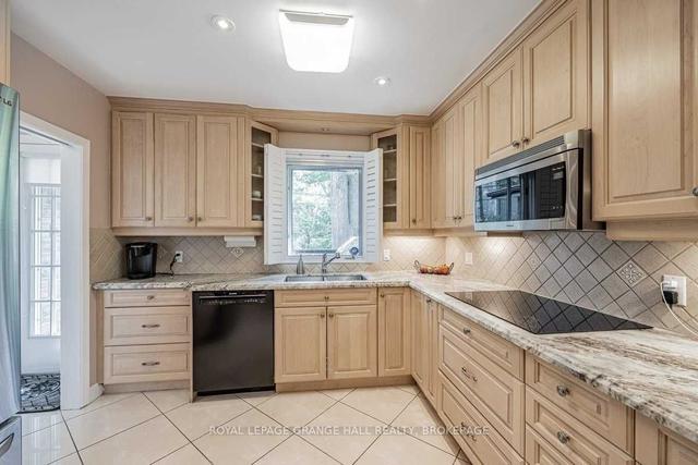 23 Blackdown Cres, House detached with 3 bedrooms, 3 bathrooms and 6 parking in Toronto ON | Image 7