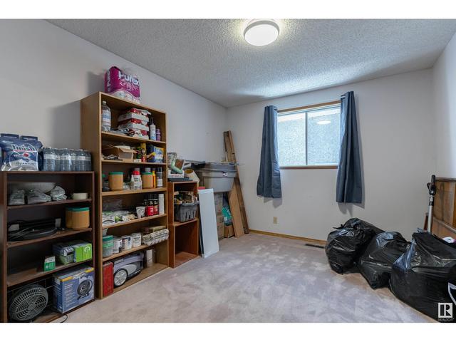 26 Louisbourg Pl, House detached with 4 bedrooms, 3 bathrooms and 6 parking in St. Albert AB | Image 20