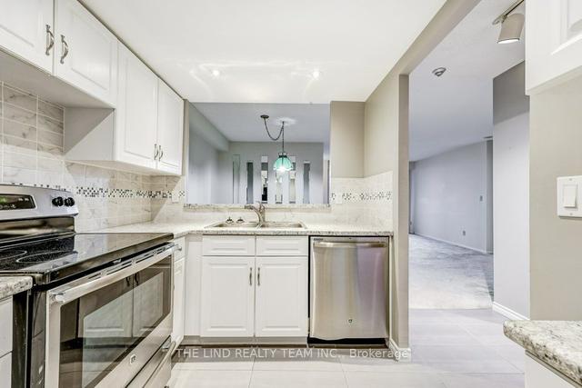 1002 - 100 Observatory Lane, Condo with 2 bedrooms, 2 bathrooms and 1 parking in Richmond Hill ON | Image 34
